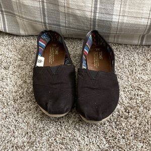 Toms shoes